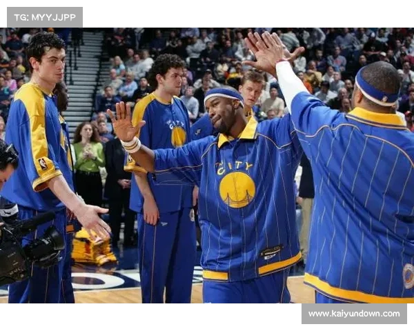 史蒂文森团队正式挑战戴维斯，135磅统一战日期中心！